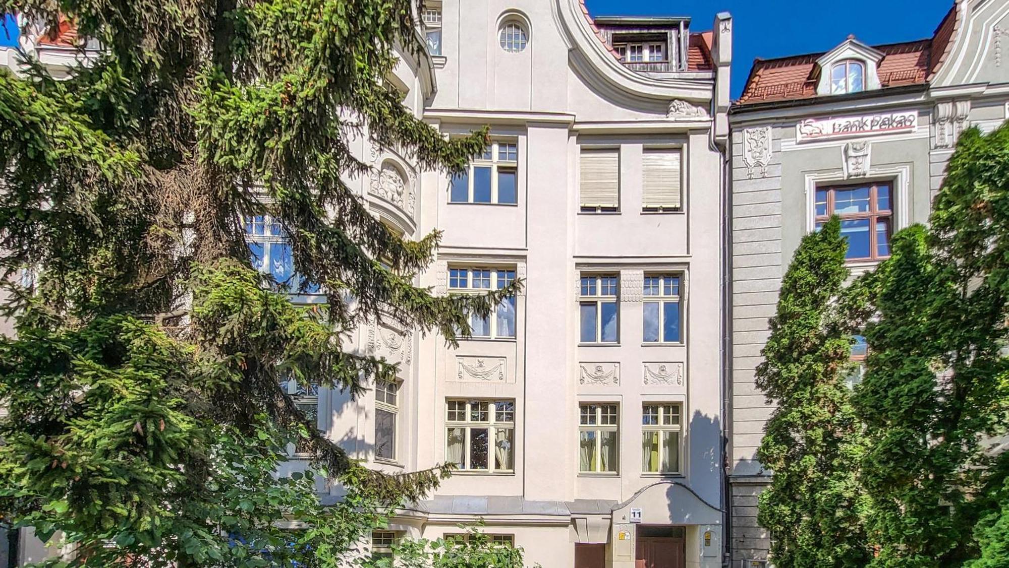 Rentplanet - Powstancow Slaskich Wroclaw